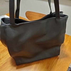 Vintage Thread Shoulder Bag, Black